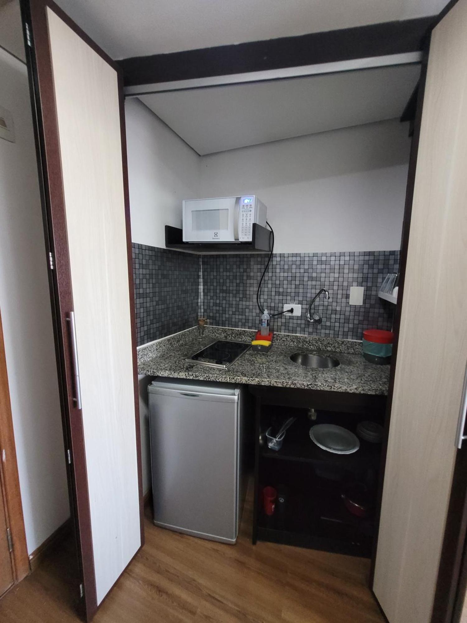 Flat Mercu Beneficencia Bela Vista Com Garagem 1203